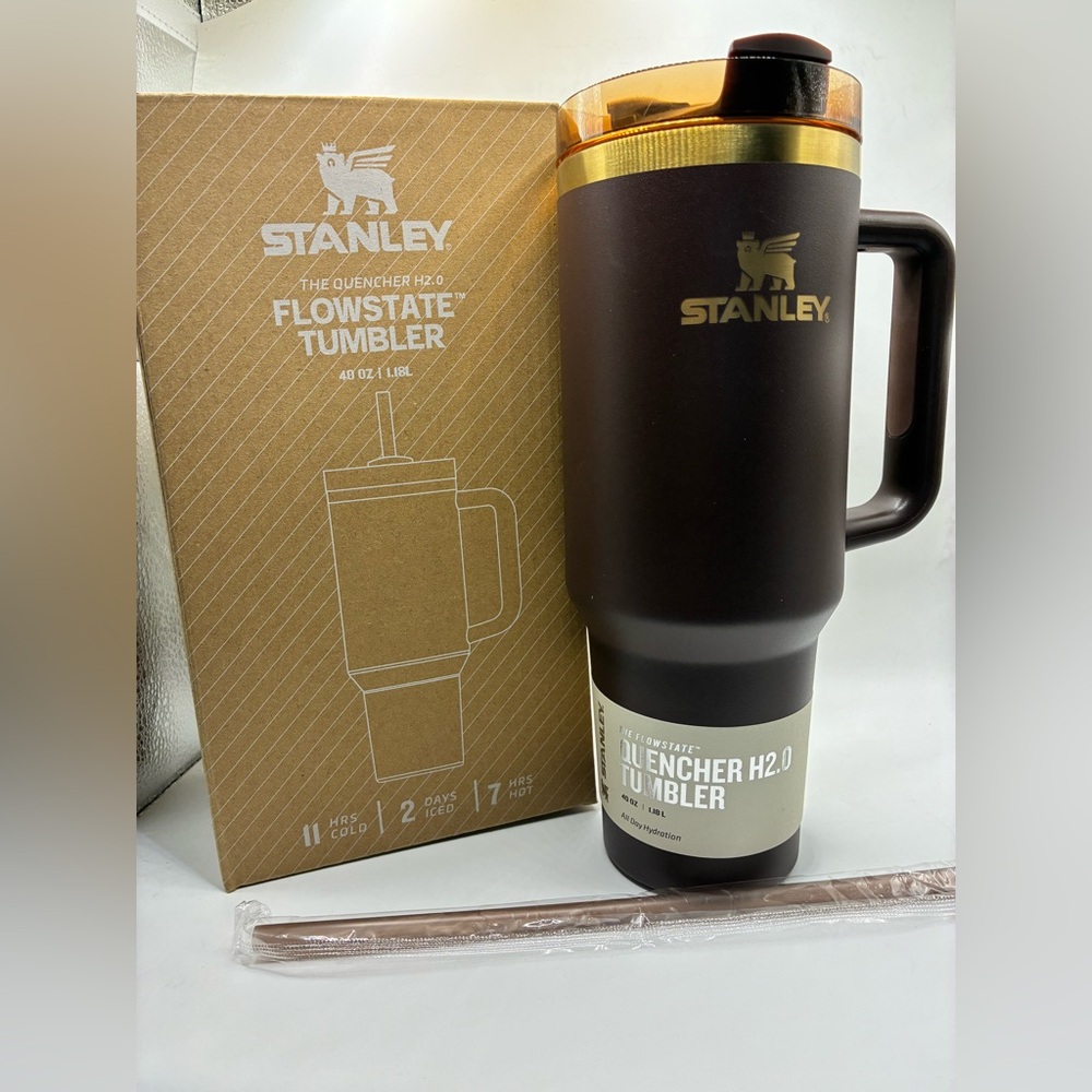 Stanley Chocolate 40oz Flowstate Tumbler Quencher H2.0 - Picture 2 of 4